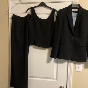 Tahari 3pc Ladies pantsuit 4p